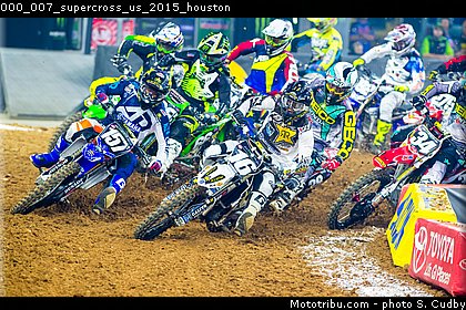 000_007_supercross_us_2015_houston.jpg