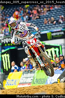 dungey_005_supercross_us_2015_houston.jpg
