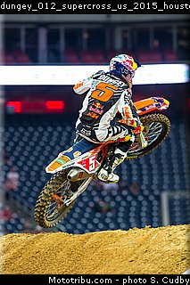 dungey_012_supercross_us_2015_houston.jpg