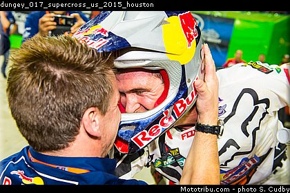 dungey_017_supercross_us_2015_houston.jpg