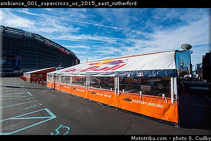 ambiance_001_supercross_us_2015_east_rutherford.jpg