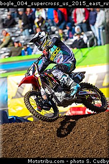 bogle_004_supercross_us_2015_east_rutherford.jpg