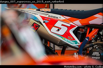 dungey_007_supercross_us_2015_east_rutherford.jpg