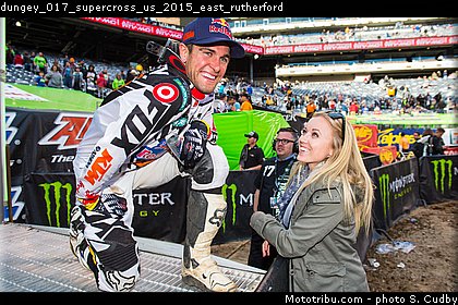 dungey_017_supercross_us_2015_east_rutherford.jpg