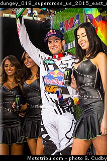 dungey_018_supercross_us_2015_east_rutherford.jpg
