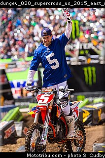 dungey_020_supercross_us_2015_east_rutherford.jpg