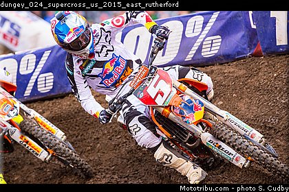 dungey_024_supercross_us_2015_east_rutherford.jpg
