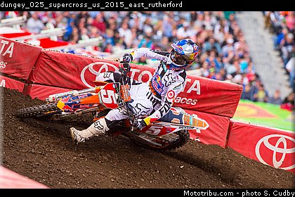 dungey_025_supercross_us_2015_east_rutherford.jpg