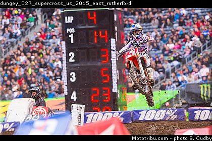 dungey_027_supercross_us_2015_east_rutherford.jpg