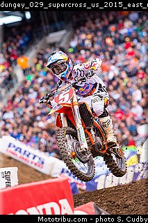 dungey_029_supercross_us_2015_east_rutherford.jpg