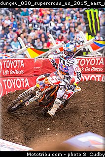 dungey_030_supercross_us_2015_east_rutherford.jpg
