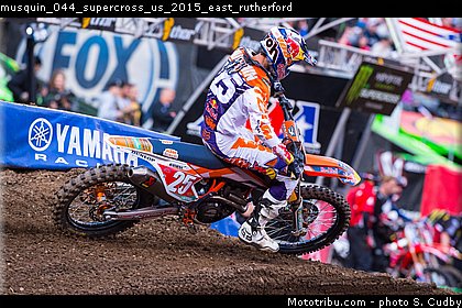 musquin_044_supercross_us_2015_east_rutherford.jpg