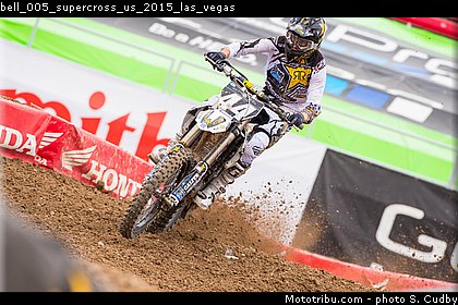 bell_005_supercross_us_2015_las_vegas.jpg