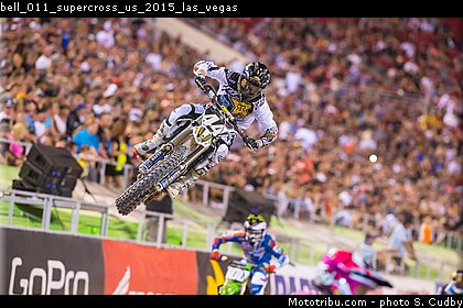 bell_011_supercross_us_2015_las_vegas.jpg