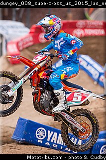 dungey_008_supercross_us_2015_las_vegas.jpg