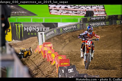 dungey_030_supercross_us_2015_las_vegas.jpg