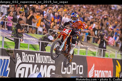 dungey_032_supercross_us_2015_las_vegas.jpg
