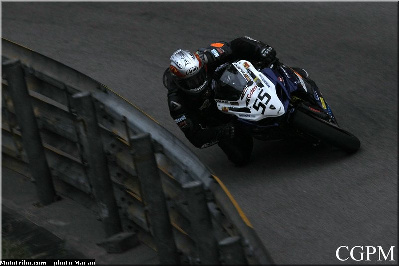 kneen_002_macao_2012