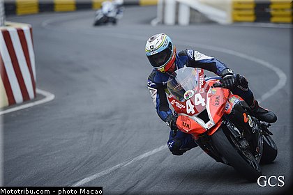 hamilton_001_macao_2012.jpg