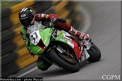 hillier_002_macao_2012.jpg
