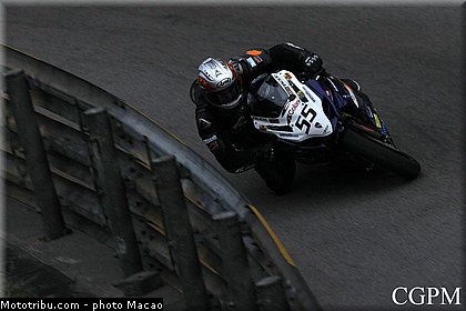 kneen_002_macao_2012.jpg