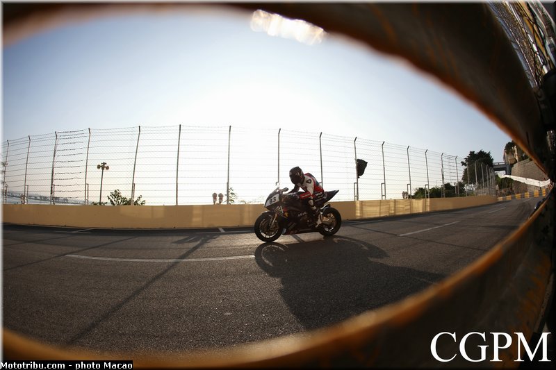 english_002_gp_macau_2013