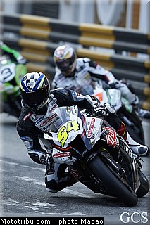heneghan_003_gp_macau_2013.jpg