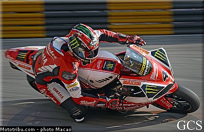 hutchinson_016_gp_macau_2013.jpg