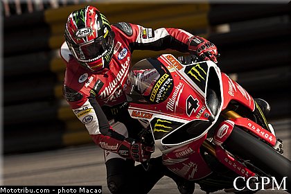 hutchinson_023_gp_macau_2013.jpg