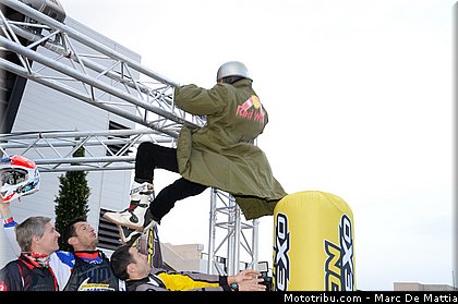 nuques_001_scorpion_master_2013_circuit_paul_ricard.jpg