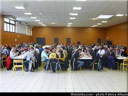 finale_championnat_de_france_de_tourisme_2014_bort_les_orgues_065.jpg