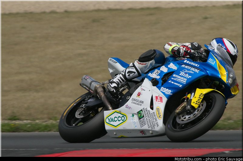 am_moto_racing_competition_005_endurance_2013_allemagne_oschersleben