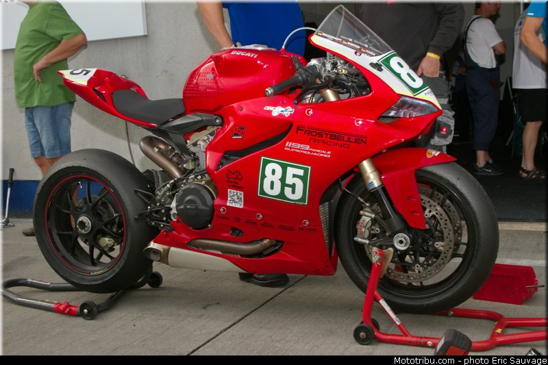 frostbeulen_racing_001_endurance_2013_allemagne_oschersleben