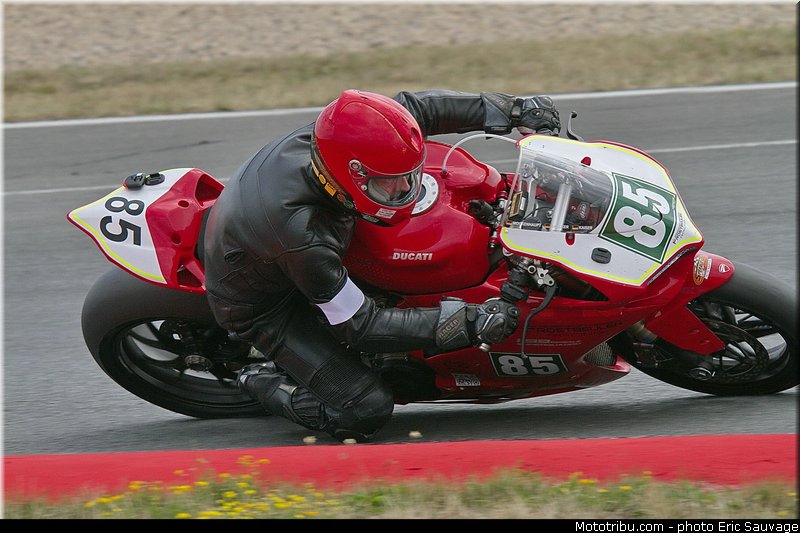 frostbeulen_racing_003_endurance_2013_allemagne_oschersleben