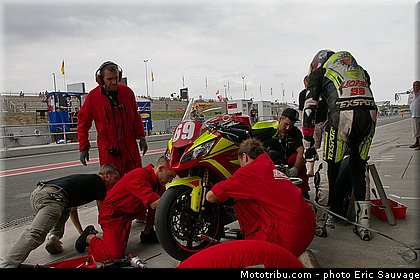 ecurie_chrono_sport_005_endurance_2013_allemagne_oschersleben.jpg