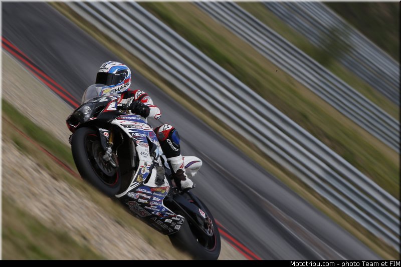 r2cl_001_endurance_2013_allemagne_oschersleben