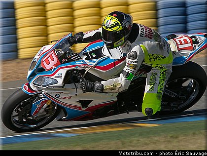 penz13_com_franks_autowelt_racing_team_003_endurance_2013_france_24h_du_mans_moto.jpg