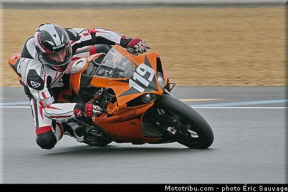 slider_endurance_002_endurance_2013_france_24h_du_mans_moto.jpg