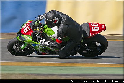 team_sarazin_002_endurance_2013_france_24h_du_mans_moto.jpg