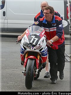 tt_legend_003_endurance_2013_france_24h_du_mans_moto.jpg