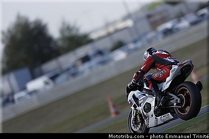 az_007_endurance_2013_france_24h_du_mans_moto.jpg