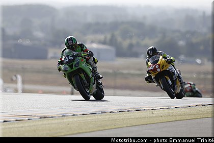 flembbo_005_endurance_2013_france_24h_du_mans_moto.jpg