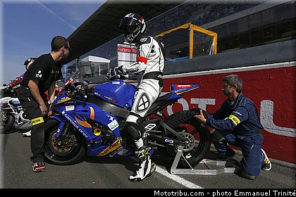 moto_actives_sport_003_endurance_2013_france_24h_du_mans_moto.jpg