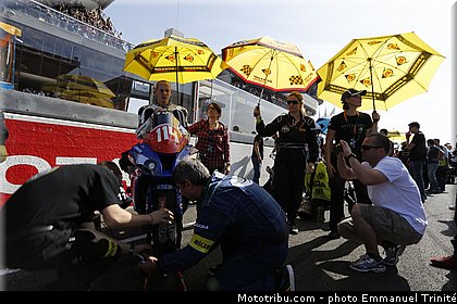 moto_actives_sport_004_endurance_2013_france_24h_du_mans_moto.jpg