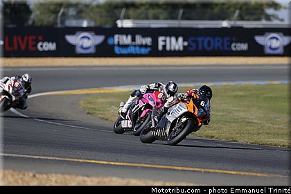 motobox_003_endurance_2013_france_24h_du_mans_moto.jpg