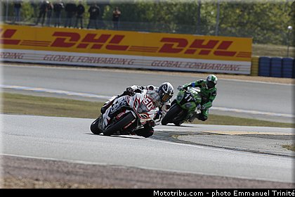 motors_events_003_endurance_2013_france_24h_du_mans_moto.jpg