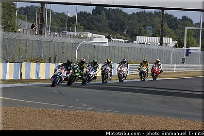 penz13_001_endurance_2013_france_24h_du_mans_moto.jpg