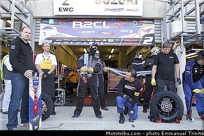 r2cl_015_endurance_2013_france_24h_du_mans_moto.jpg
