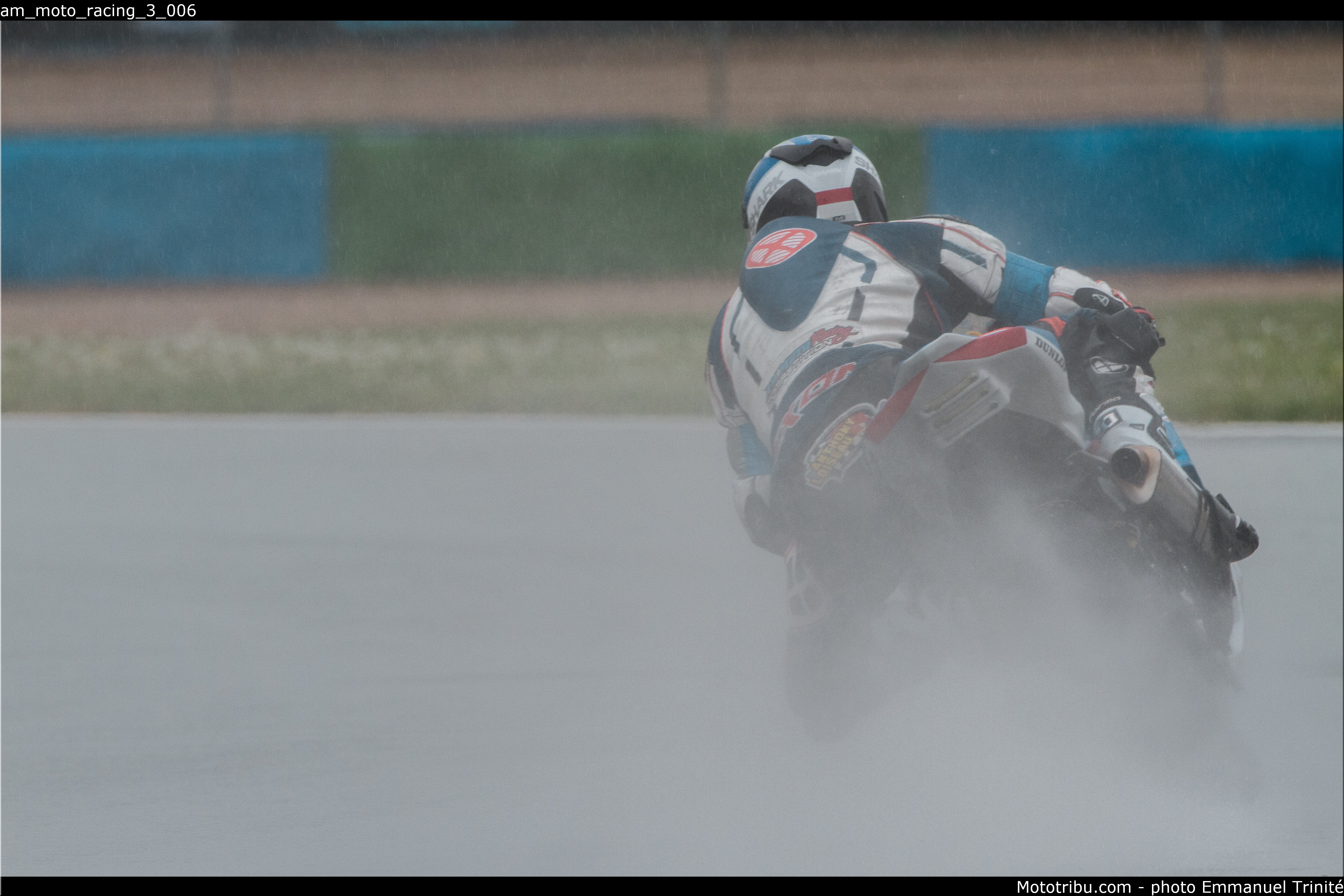 am_moto_racing_3_006