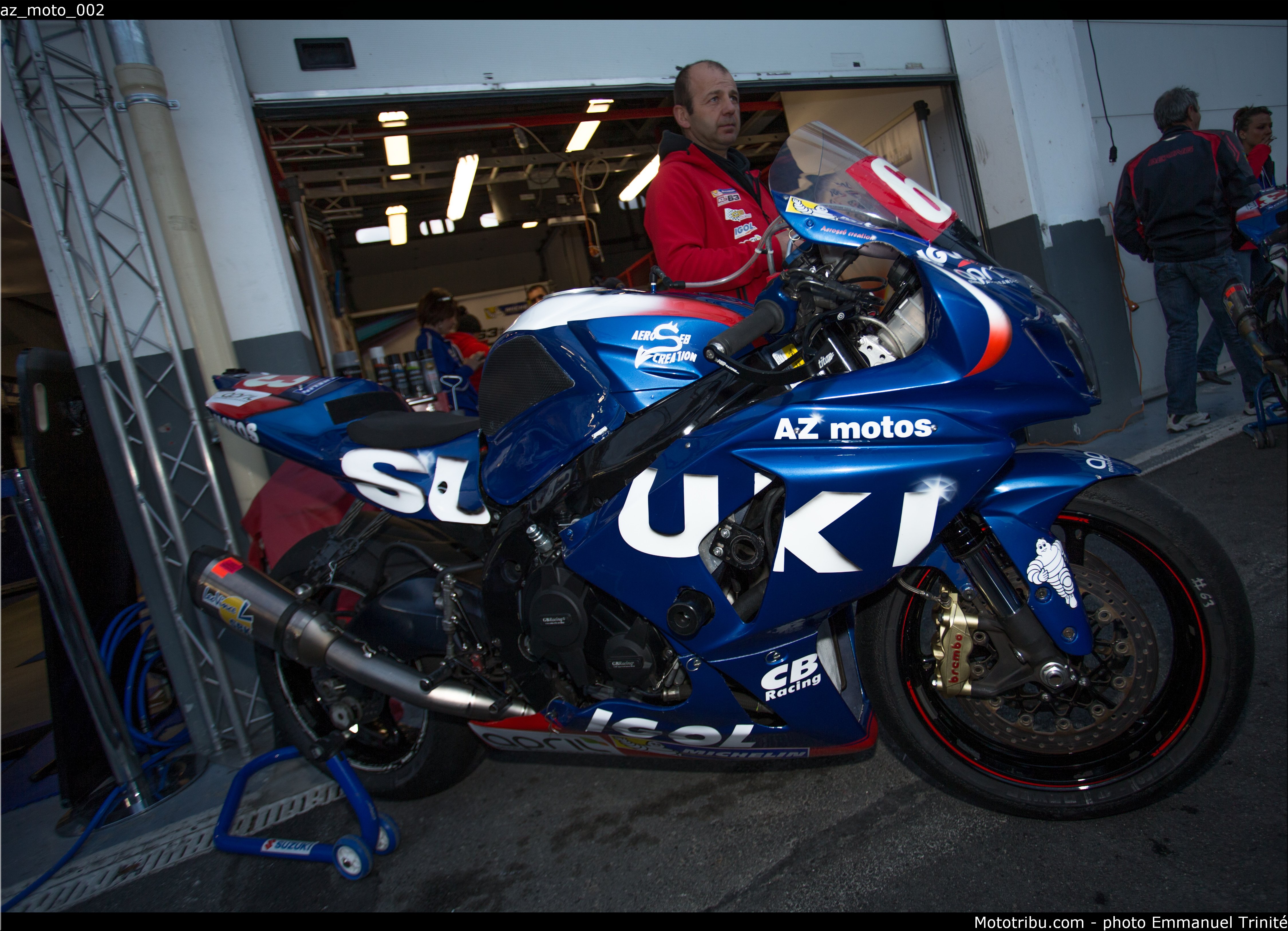 az_moto_002
